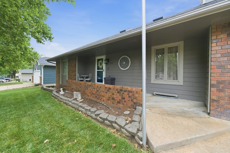 742 Erin Ln, Mulvane, KS 67110