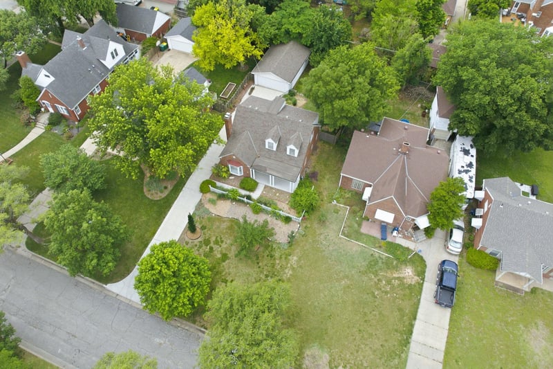 329 Glendale Ave, Wichita, KS 67218