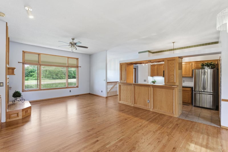 2209 Sandplum St, Sedgwick, KS 67205