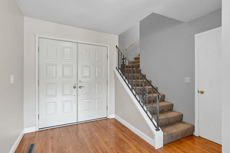 8201 Harry St Unit 1502, Wichita, KS 67207-4655