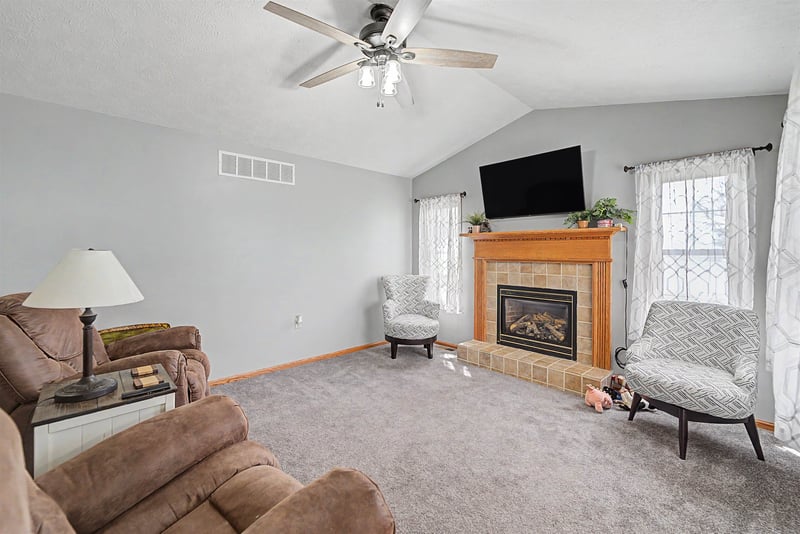 535 Westview Ct, Lindsborg, KS 67456