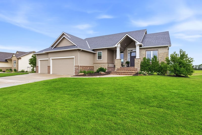 1101 Park Glen St, Clearwater, KS 67026