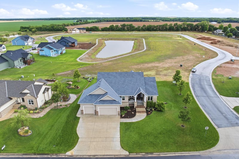 1101 Park Glen St, Clearwater, KS 67026
