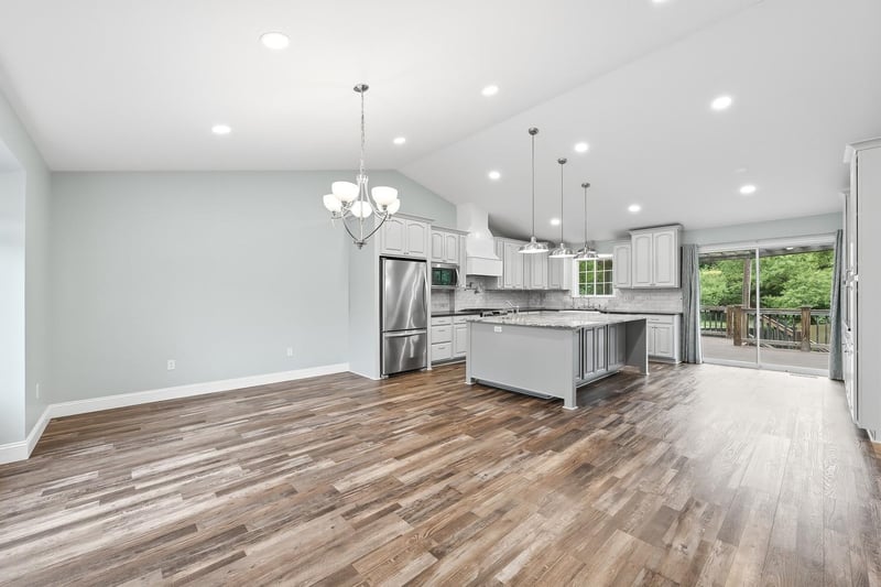 2438 N Tamarisk St, Derby, KS 67037