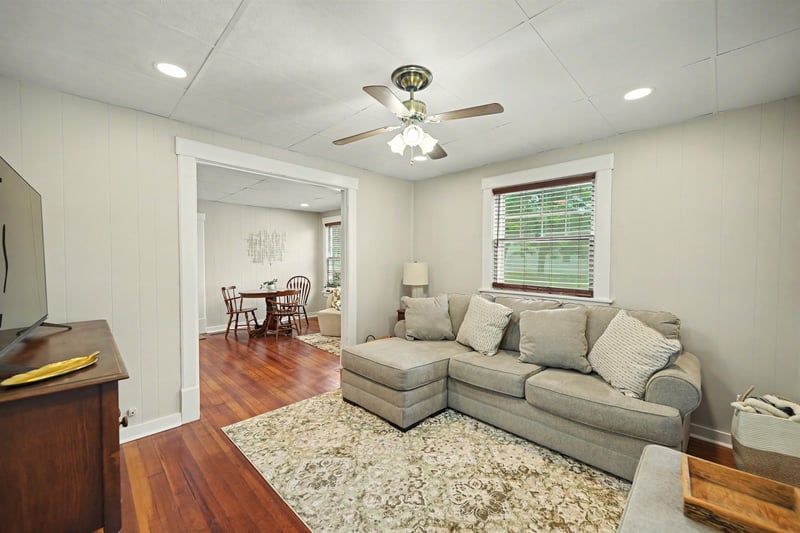 102 N Swedonia St, Marquette, KS 67464
