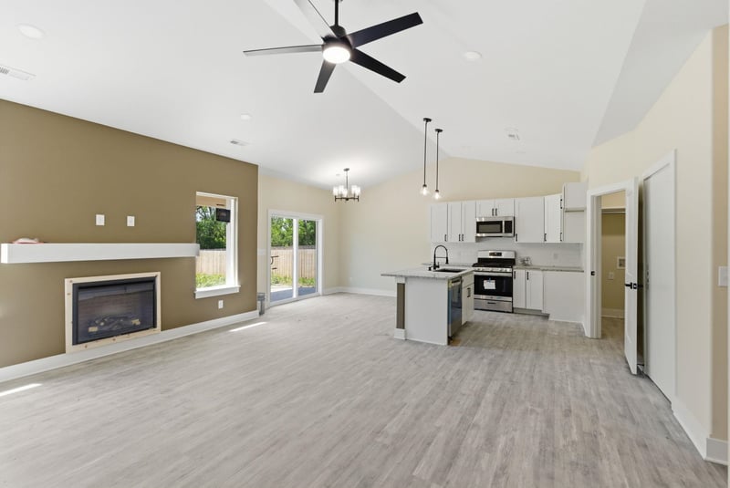 595 S Arbor Valley Way, Valley Center, KS 67147
