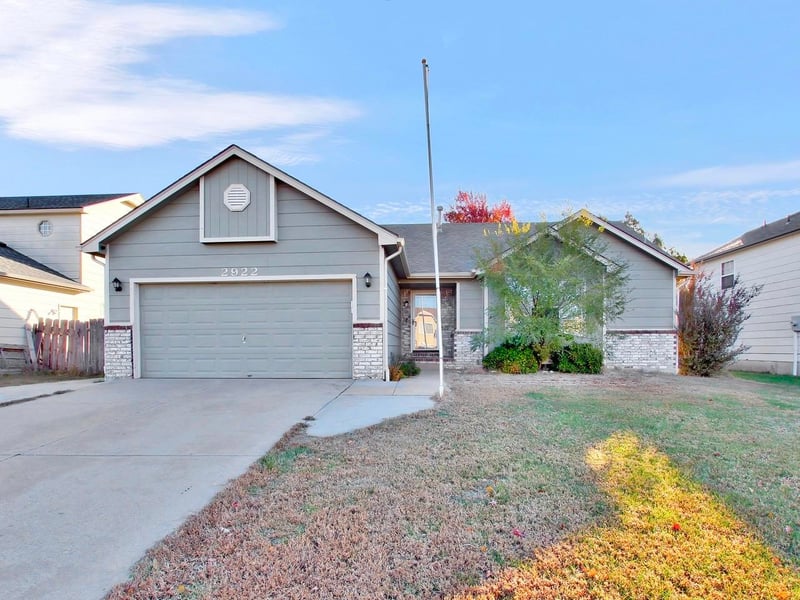 2922 West Pw, Wichita, KS 67210