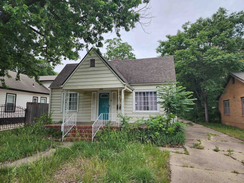 1537 Burns , Wichita, KS 67203