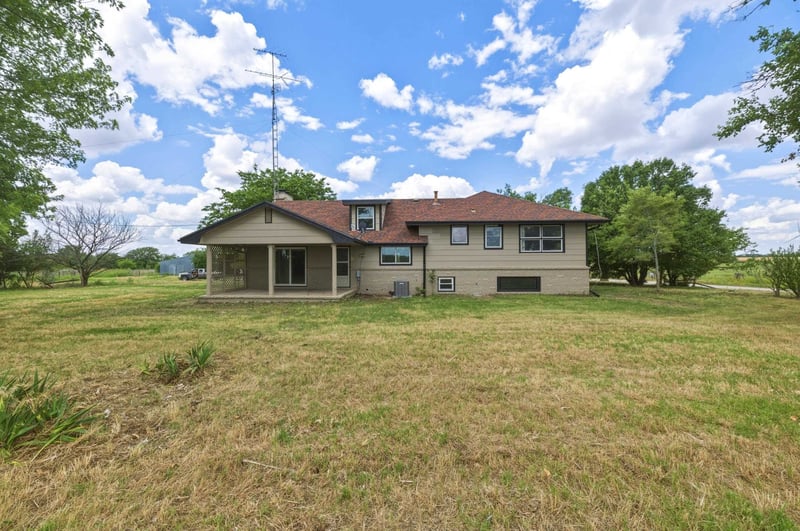 789 100th St S, South Haven, KS 67140