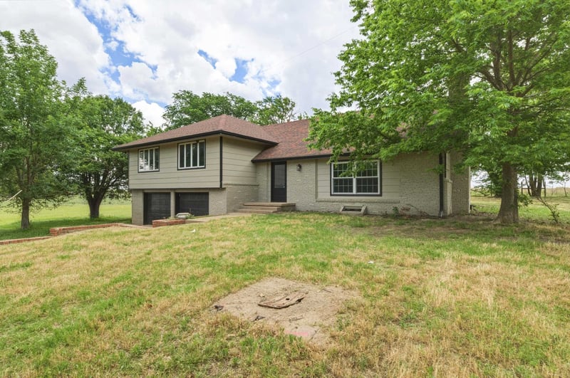 789 100th St S, South Haven, KS 67140