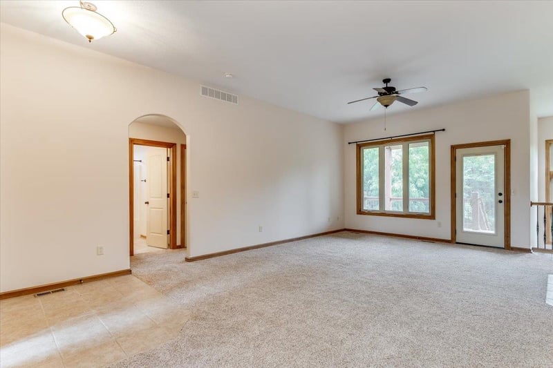 2531 N Rough Creek, Derby, KS 67037