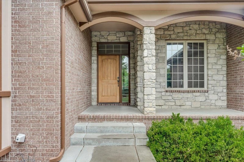 2531 N Rough Creek, Derby, KS 67037