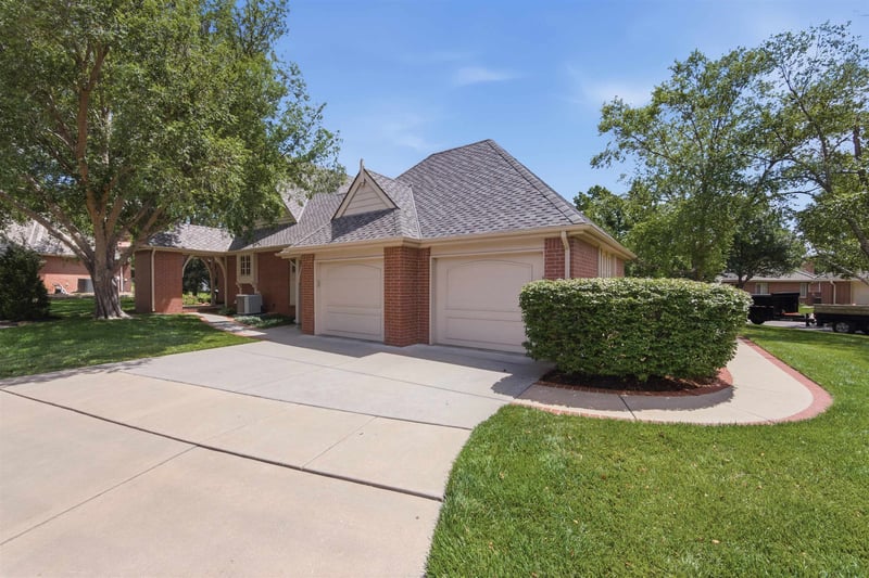 9120 E Autumn Chase, Wichita, KS 67206
