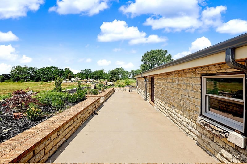 1827 20th St, El Dorado, KS 67042