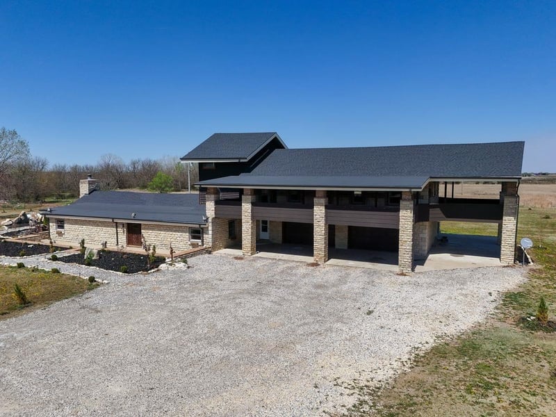 1827 20th St, El Dorado, KS 67042