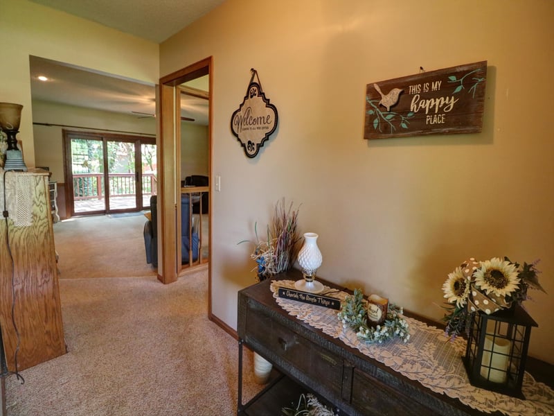 3231 Red Fox Ln, Newton, KS 67114