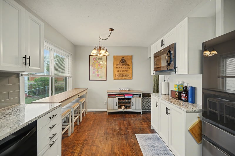 600 W Republic, Salina, KS 67401