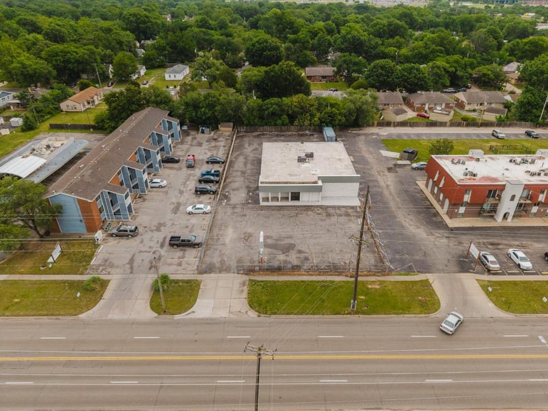 2234 Oliver , Wichita, KS 67218