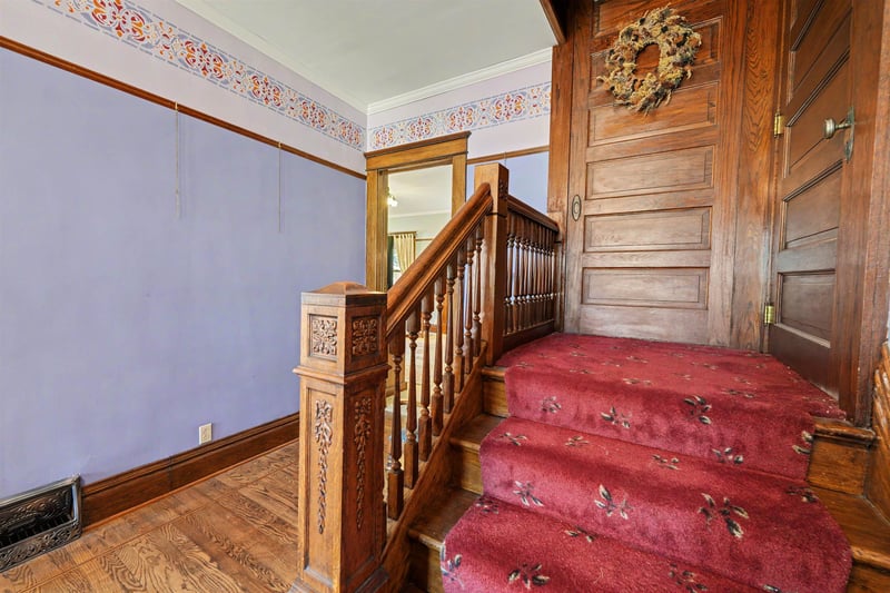 116 Mill St, Lindsborg, KS 67456