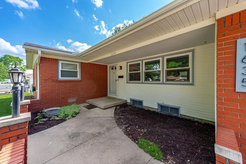 1635 N Kessler Ave, Wichita, KS 67203