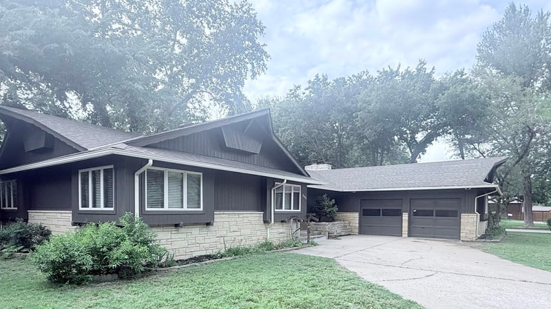 3151 N Somerset Dr, Wichita, KS 67204