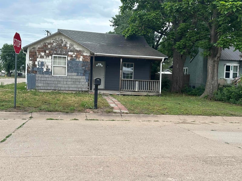 1529 C St, Wellington, KS 67152