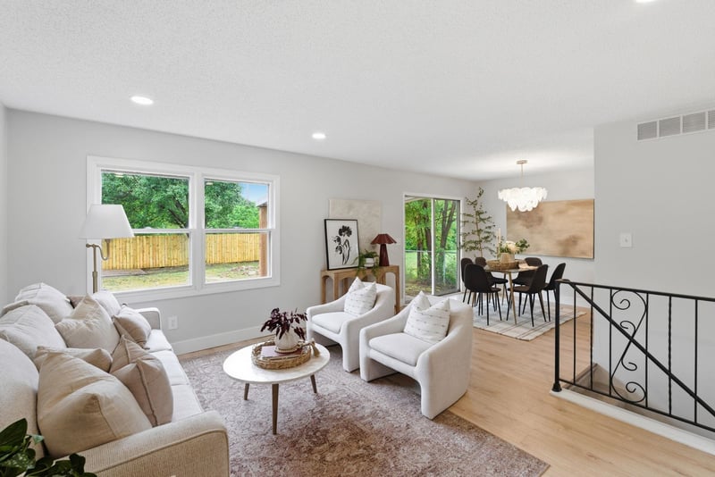 442 N Hickory Ln, Valley Center, KS 67147