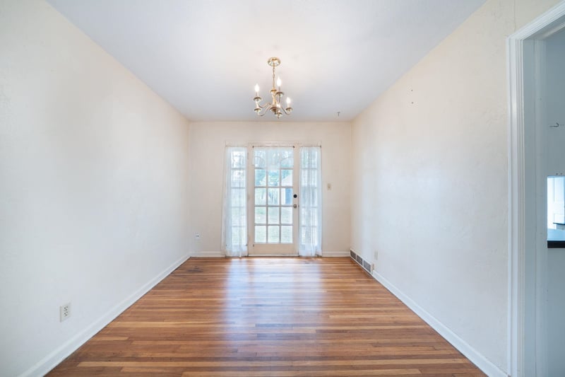 447 Glendale , Wichita, KS 67218