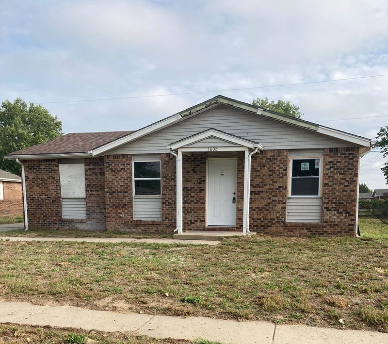 1608 Delmar , Wichita, KS 67216