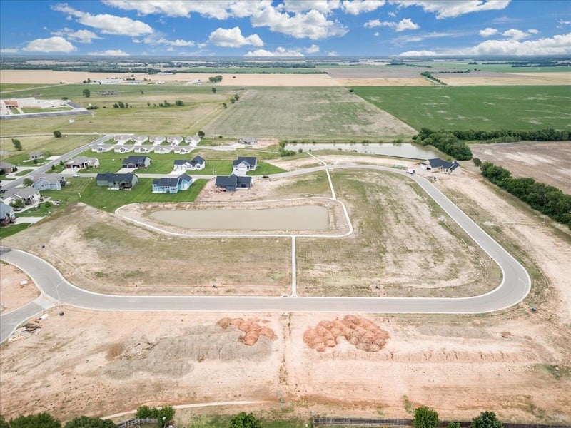 406 Stoney Creek St, Clearwater, KS 67026
