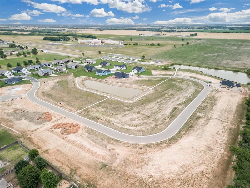 460 Stoney Creek St, Clearwater, KS 67026