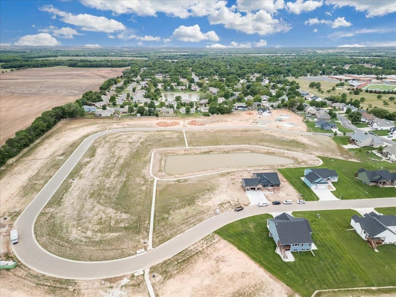 460 Stoney Creek St, Clearwater, KS 67026