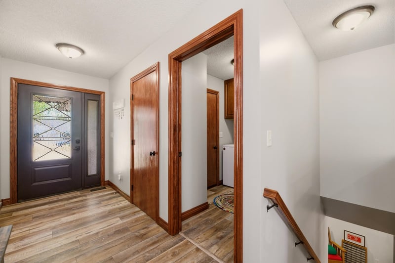 913 W 50th St S, Wichita, KS 67217