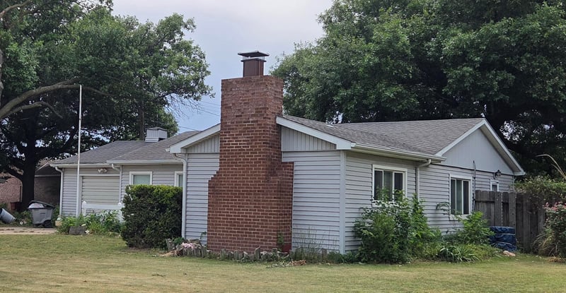 402 Circle Dr, Wellington, KS 67152