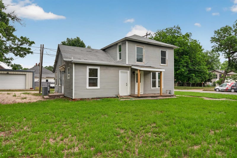 109 Illinois , Oxford, KS 67119