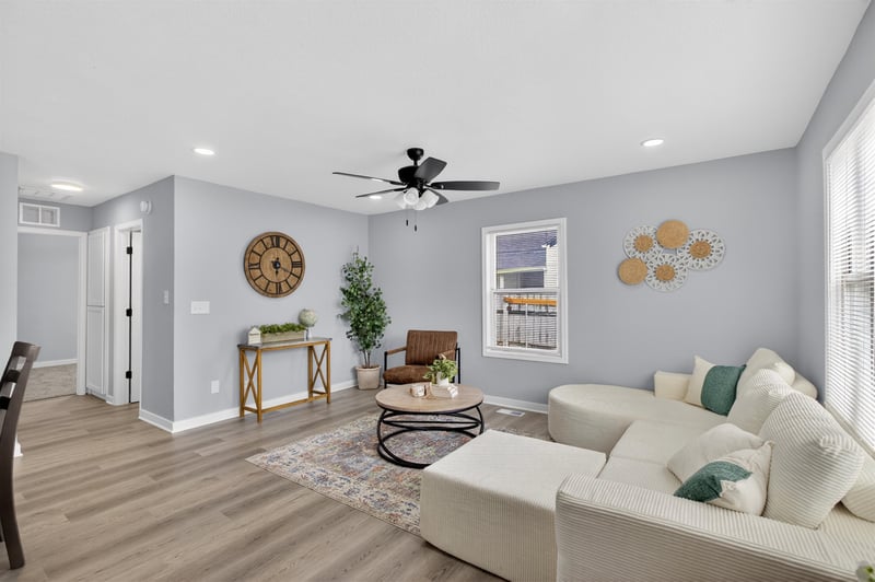 2120 E Random, Wichita, KS 67214