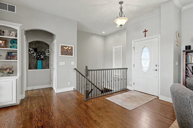 150 S Blue Bells Ct, Garden Plain, KS 67050