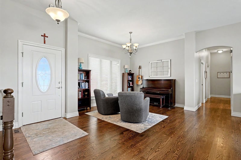 150 S Blue Bells Ct, Garden Plain, KS 67050