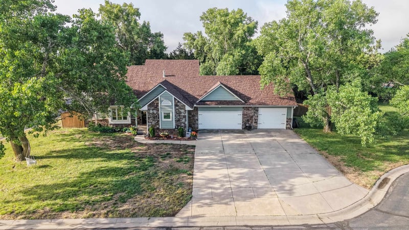 11 Hopper Ct, Goddard, KS 67052