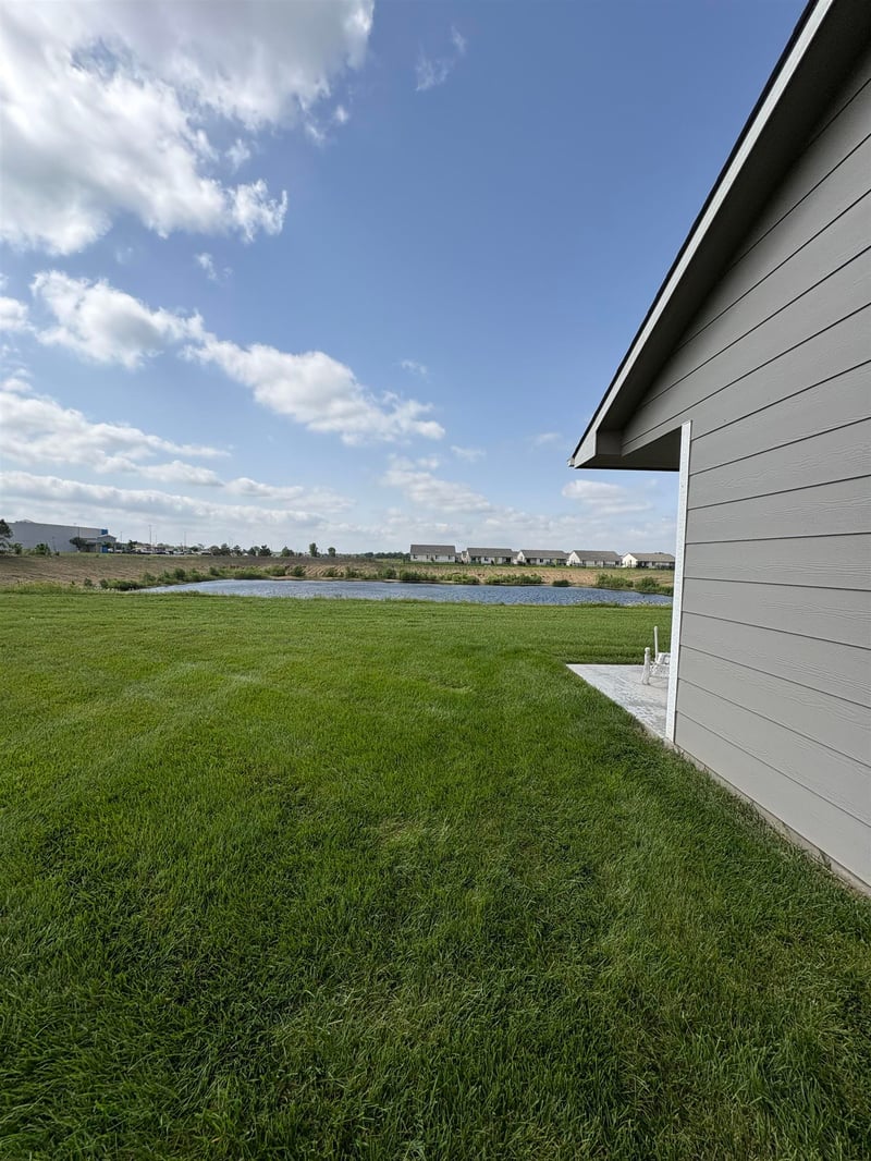 2817 55th St N Ct, Wichita, KS 67204