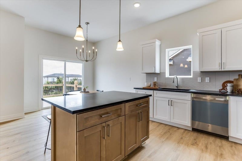 10411 Graber Cir, Wichita, KS 67215