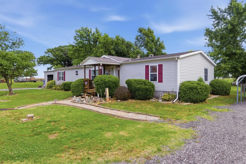 717 3rd , Moline, KS 67353