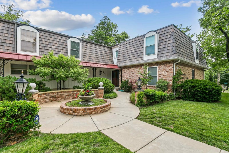 3411 E Oakland Ave APT 202A, Wichita, KS 67218