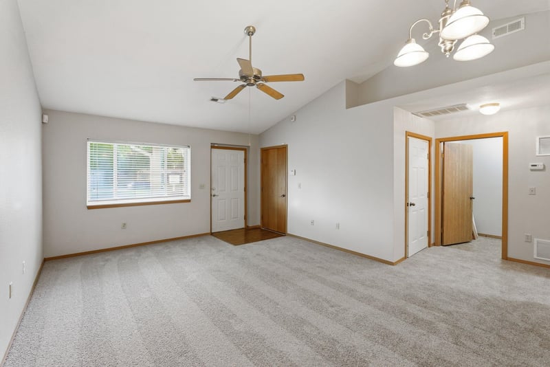8900 W University Unit #105, Wichita, KS 67209