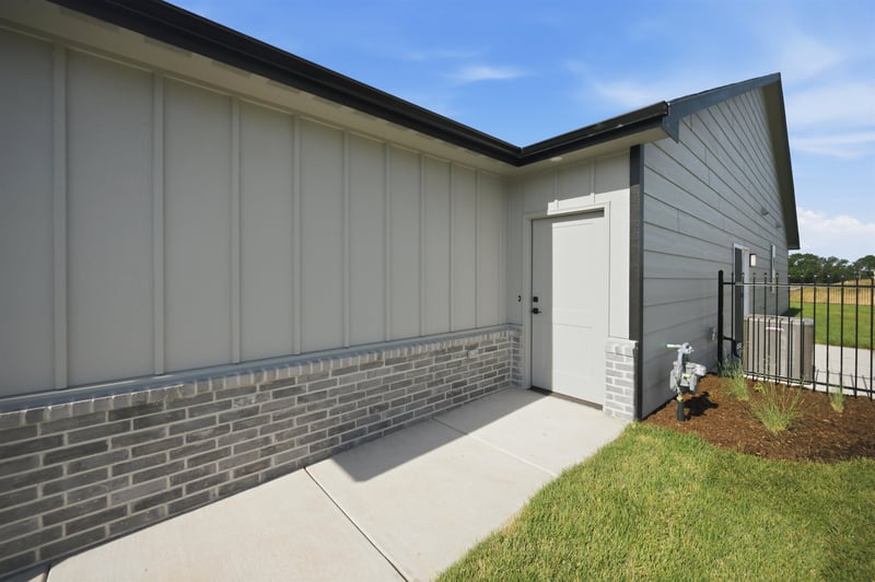 233 Mendocino Ct, Goddard, KS 67052