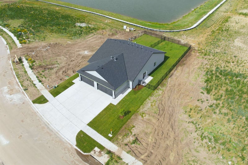 233 Mendocino Ct, Goddard, KS 67052