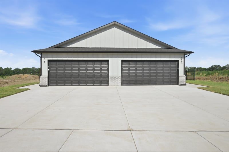 233 Mendocino Ct, Goddard, KS 67052