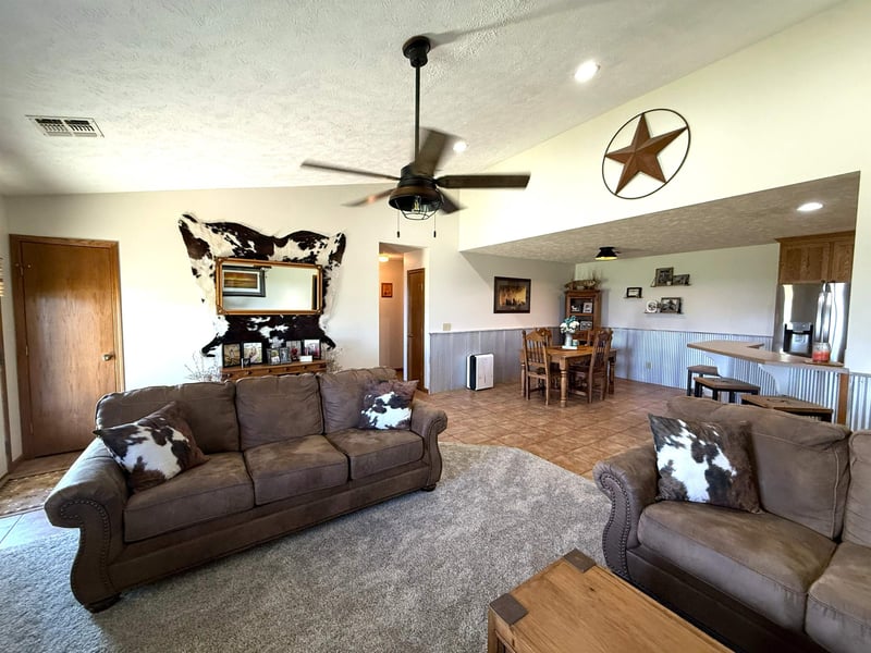 522 150th Rd, Bennington, KS 67422