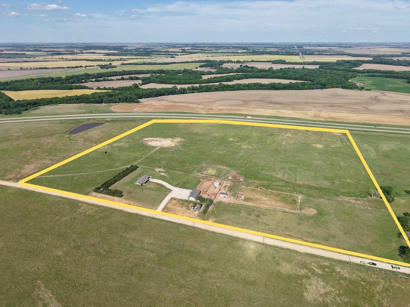 522 150th Rd, Bennington, KS 67422