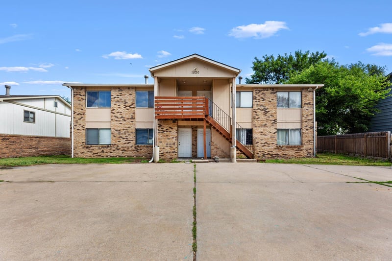 1520 E Fortuna St, Wichita, KS 67216